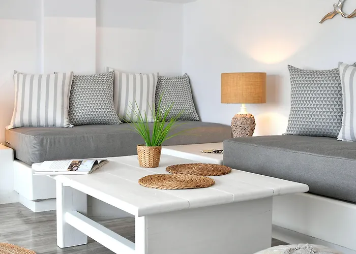 Ammos Luxury & Hotel Naousa