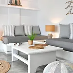 Ammos Luxury & Hotel Naousa (Paros)