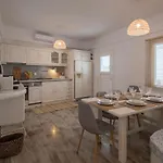 Ammos Luxury & Hotel