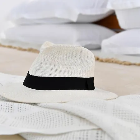 Otel Ammos Luxury &