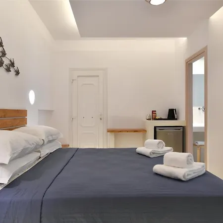 Ammos Luxury & Hotel *