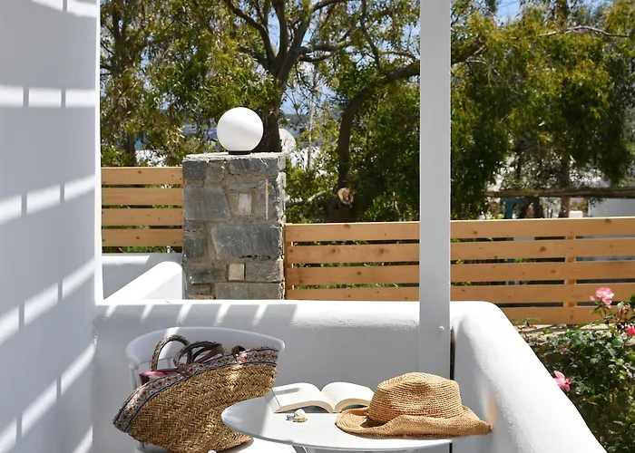 Ammos Luxury & 纳乌萨